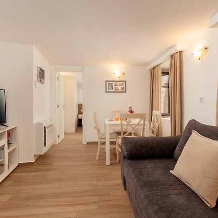 Apartment Amigo Old Town Котор Екстер'єр фото