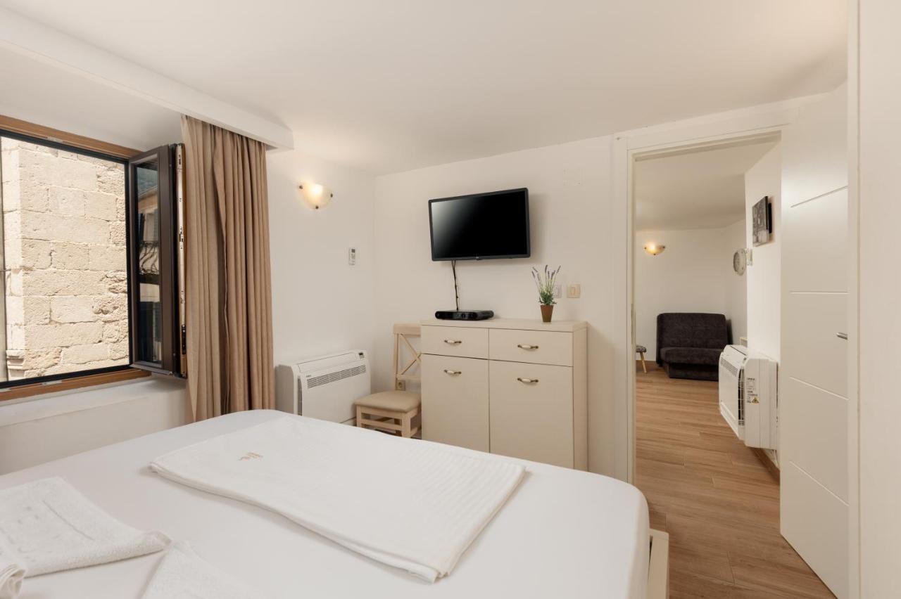 Apartment Amigo Old Town Котор Екстер'єр фото