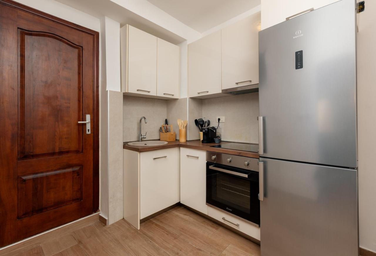 Apartment Amigo Old Town Котор Екстер'єр фото